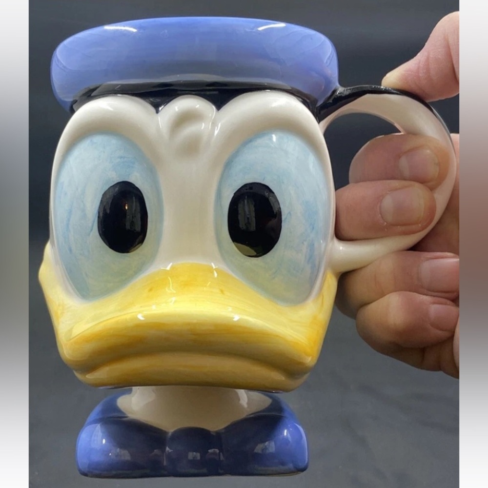 Vintage Donald Duck Mug Walt Disney Productions 3D Hand Painted 1980 Japan